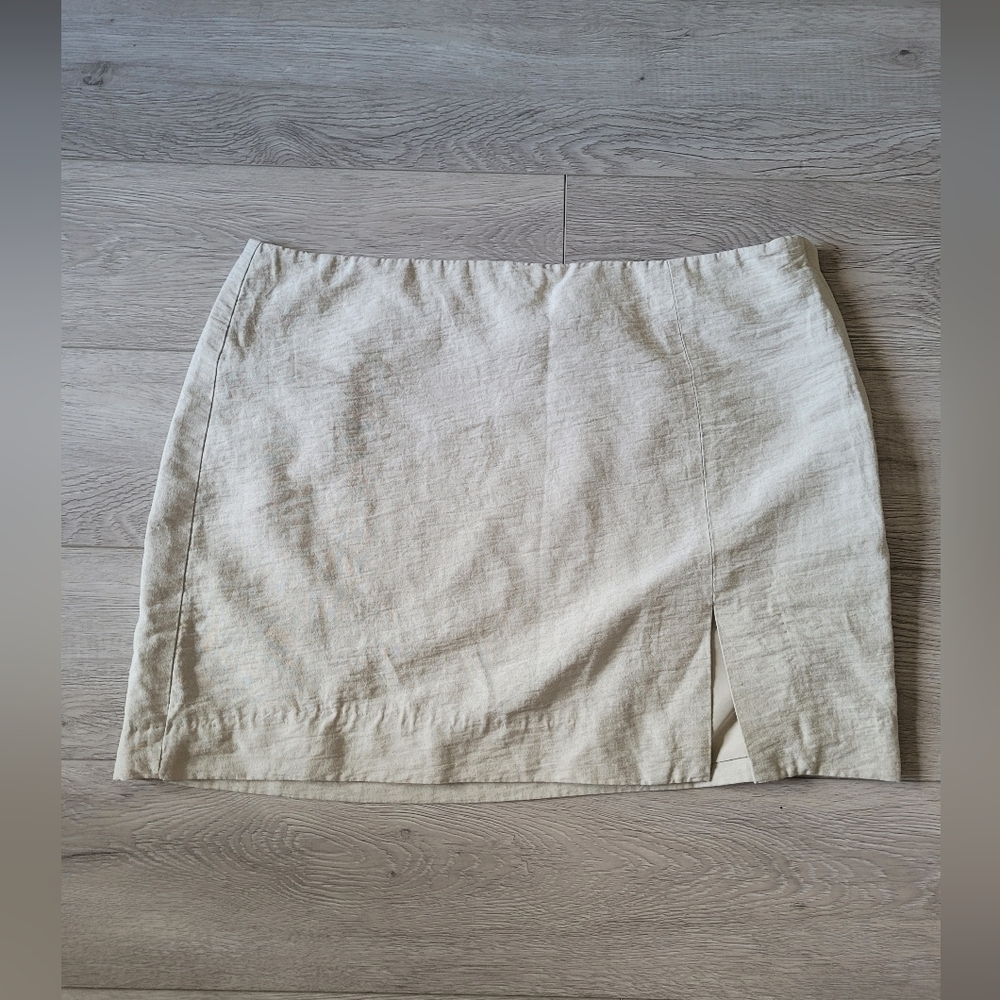 H&M Linen Blend Mini Skirt